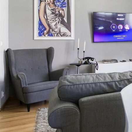Nr 1 Europa22 Centrum Apartment Old Town Warsaw Stare Miasto Historyczna Kamienica Umiejscowiona W Zabytkowej Czesci Warszawy Obok Parku Multimedialnego I Barbakanu Parking 24H Sniadanie Opcjonaln Breakfast Optional Check In From 14 Pm Parter Ground Kültér fotó