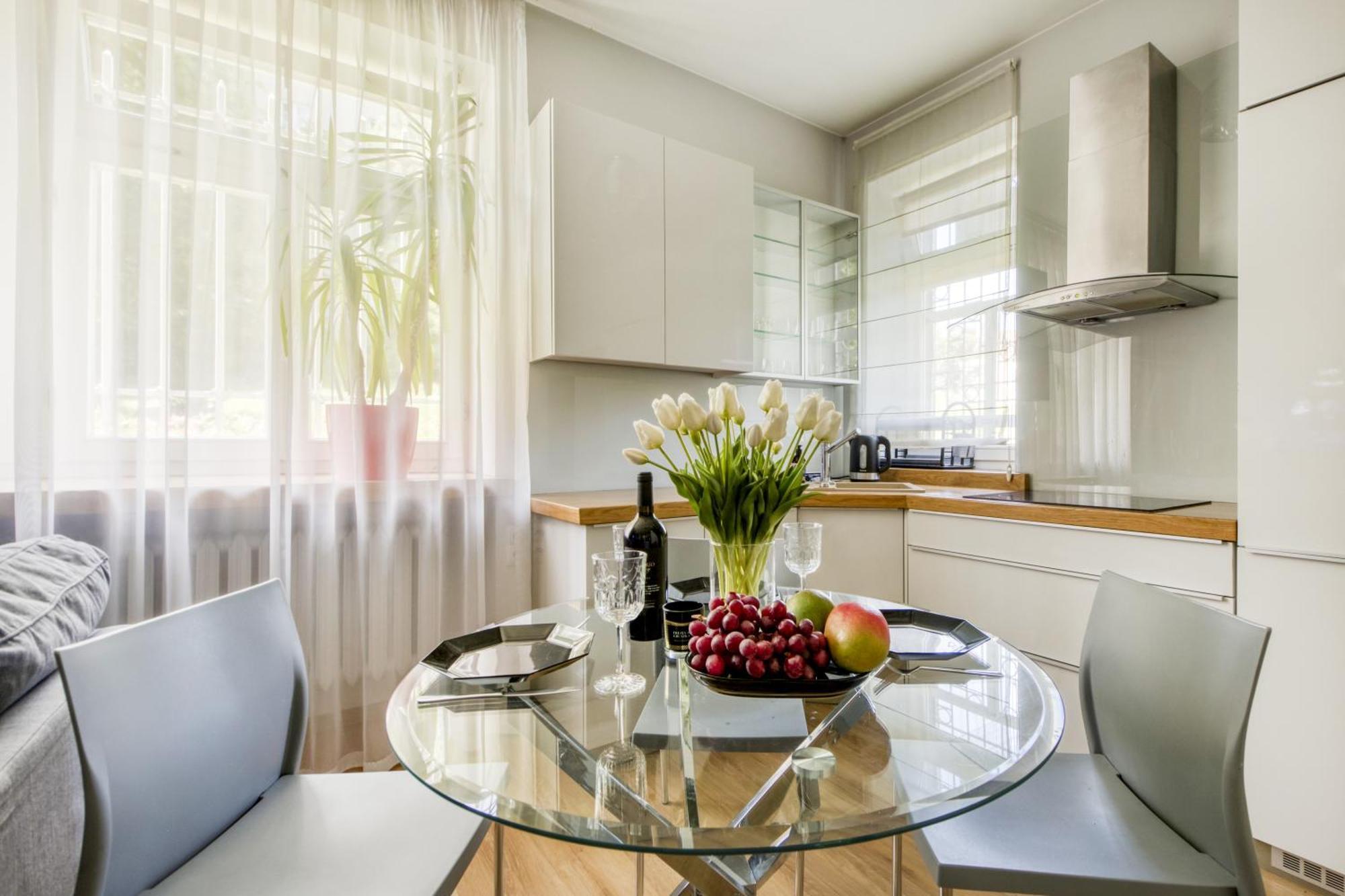 Nr 1 Europa22 Centrum Apartment Old Town Warsaw Stare Miasto Historyczna Kamienica Umiejscowiona W Zabytkowej Czesci Warszawy Obok Parku Multimedialnego I Barbakanu Parking 24H Sniadanie Opcjonaln Breakfast Optional Check In From 14 Pm Parter Ground Kültér fotó