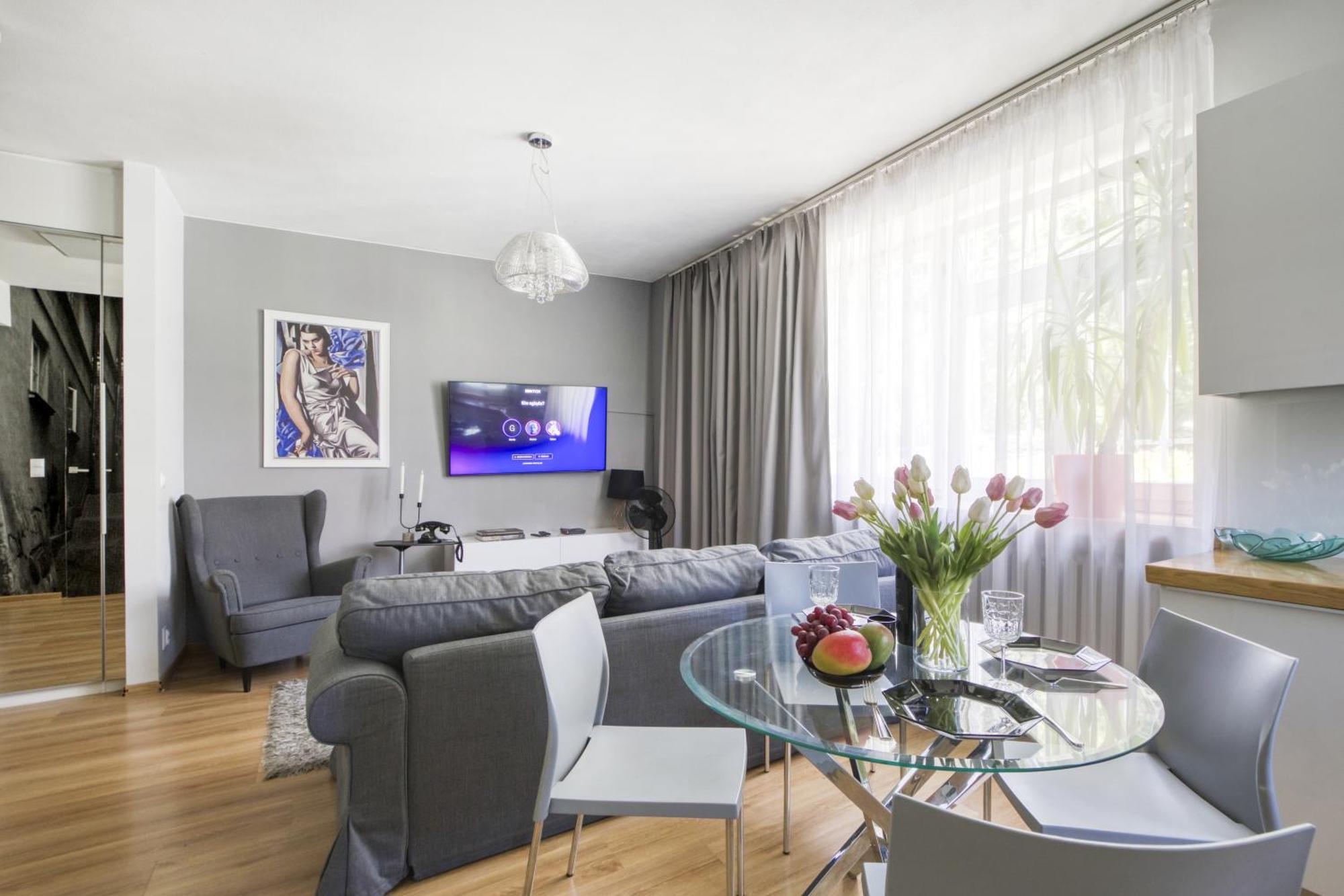 Nr 1 Europa22 Centrum Apartment Old Town Warsaw Stare Miasto Historyczna Kamienica Umiejscowiona W Zabytkowej Czesci Warszawy Obok Parku Multimedialnego I Barbakanu Parking 24H Sniadanie Opcjonaln Breakfast Optional Check In From 14 Pm Parter Ground Kültér fotó