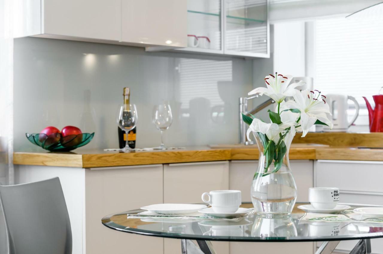 Nr 1 Europa22 Centrum Apartment Old Town Warsaw Stare Miasto Historyczna Kamienica Umiejscowiona W Zabytkowej Czesci Warszawy Obok Parku Multimedialnego I Barbakanu Parking 24H Sniadanie Opcjonaln Breakfast Optional Check In From 14 Pm Parter Ground Kültér fotó